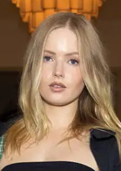 Ellie Bamber photo