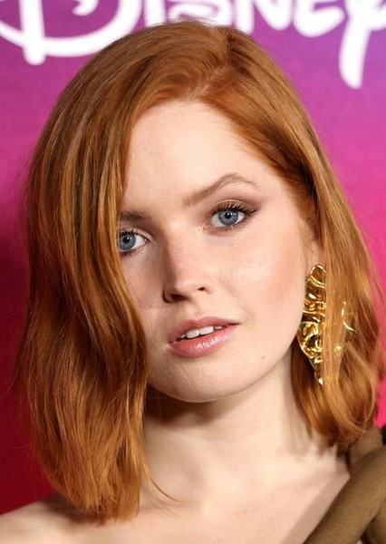 Ellie Bamber photo