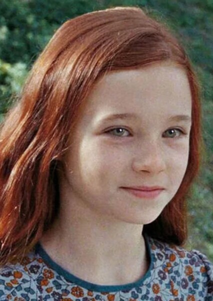 Ellie Darcey-Alden photo