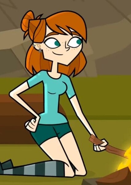 Ellie (Disventure Camp)