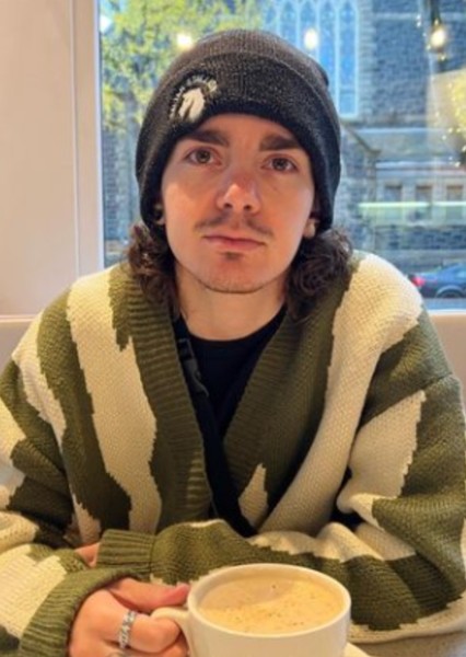 Elliot Fletcher photo