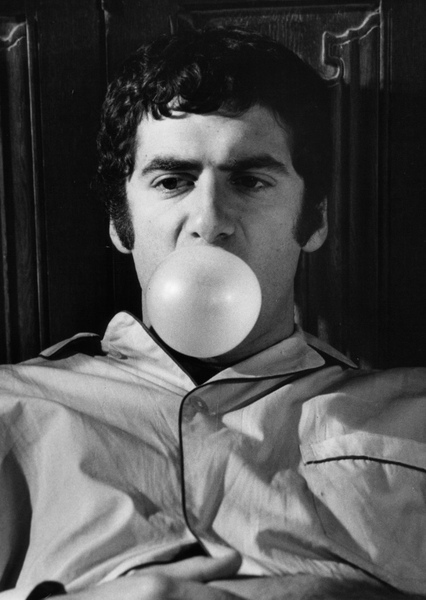 Elliot Gould photo