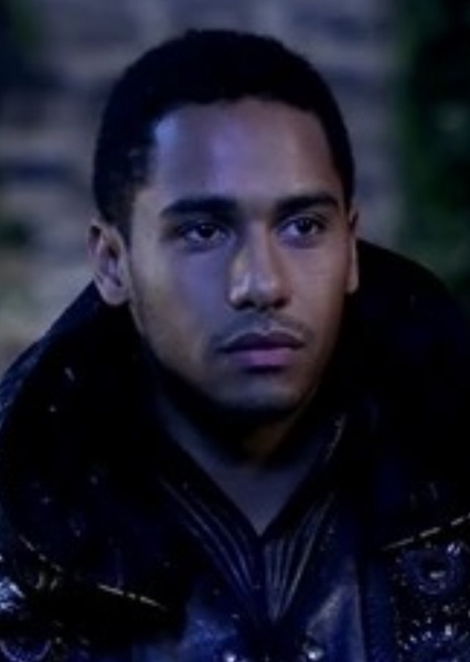 Elliot Knight