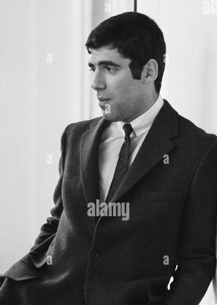Elliott Gould photo