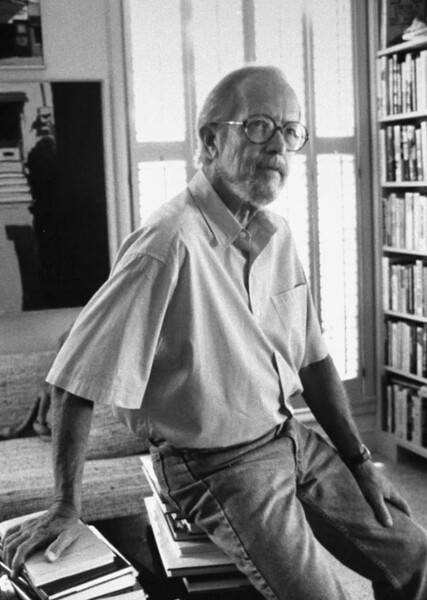 Elmore Leonard photo