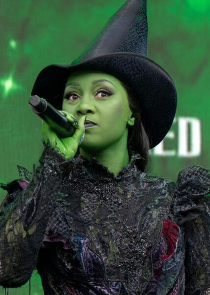 Elphaba photo