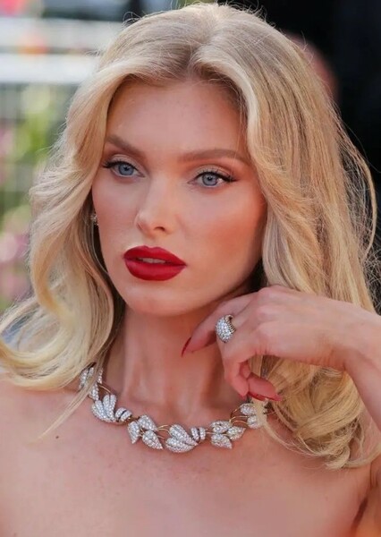 Elsa Hosk photo