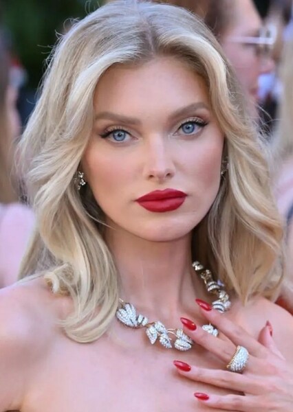 Elsa Hosk