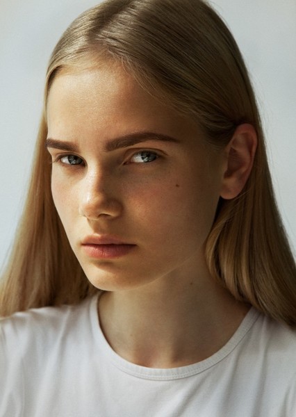 Elya Sharovaya photo