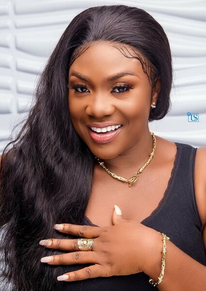 Emelia Brobbey photo