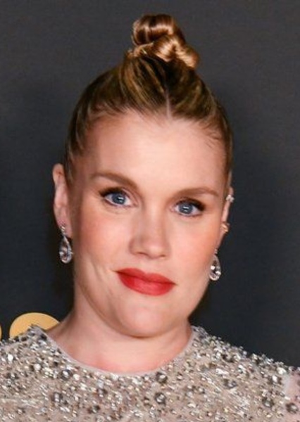 Emerald Fennell photo