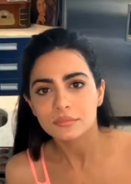 Emeraude Toubia photo