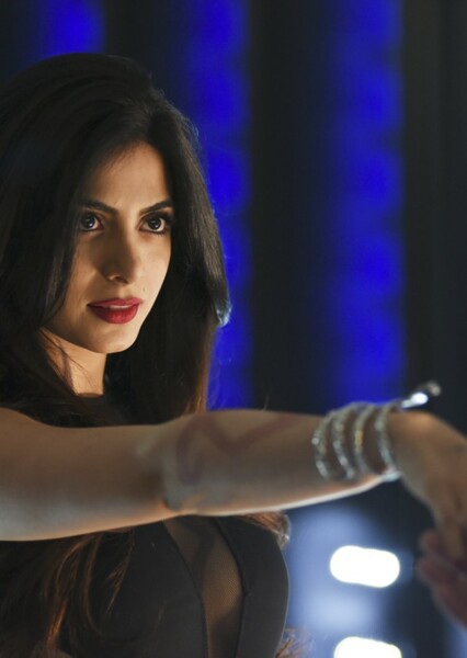 Emeraude Toubia photo