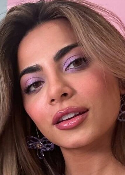 Emeraude Toubia photo