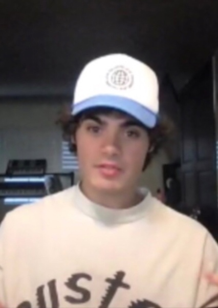Emery Kelly photo