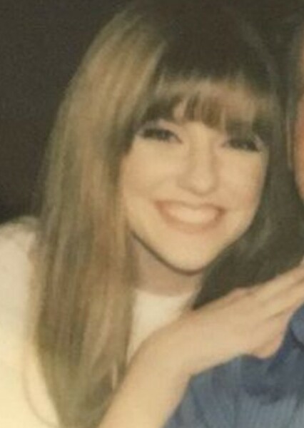 Emi Jones photo