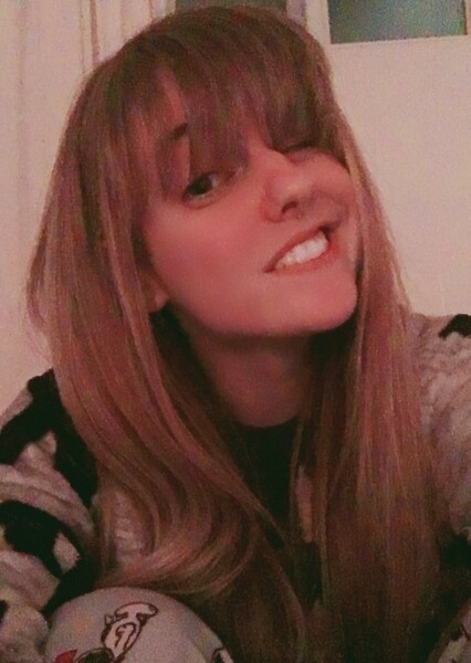 Emi Jones photo