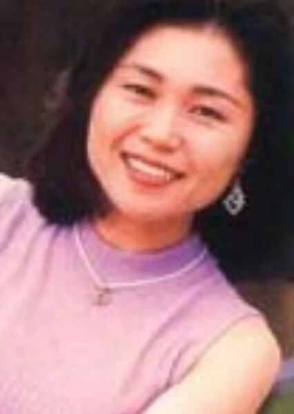 Emi Shinohara photo