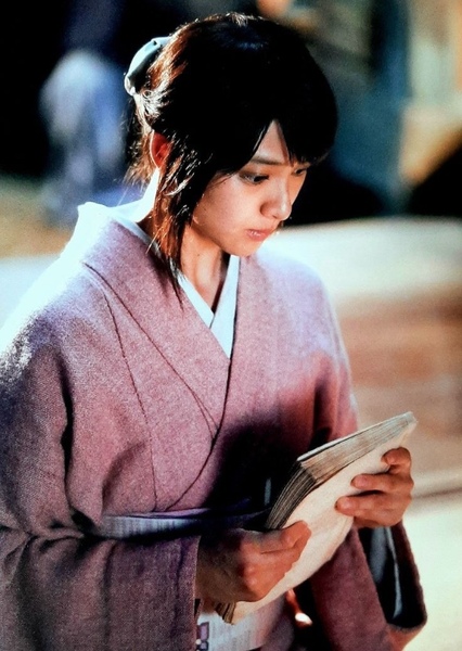 Emi Takei photo