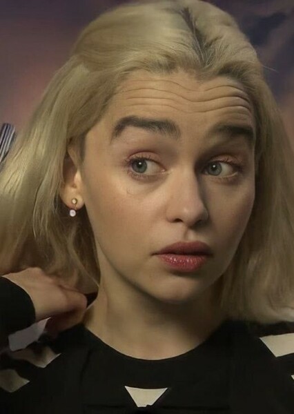 Emilia Clarke photo
