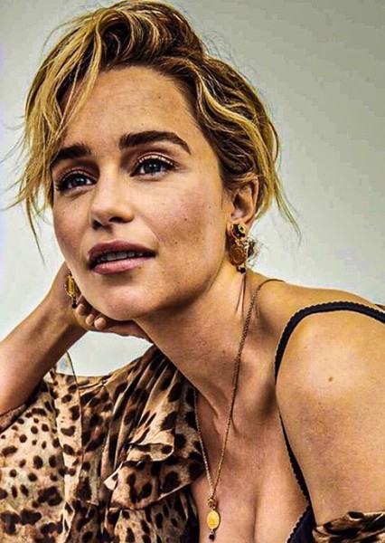 Emilia Clarke photo