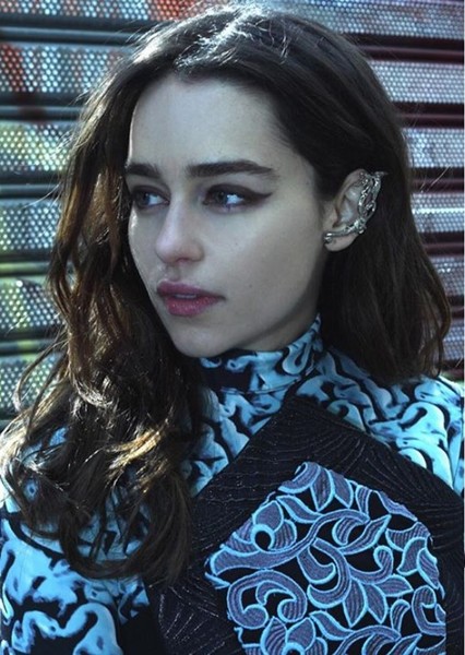 Emilia Clarke photo