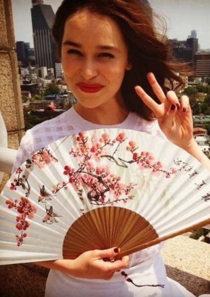 Emilia Clarke photo