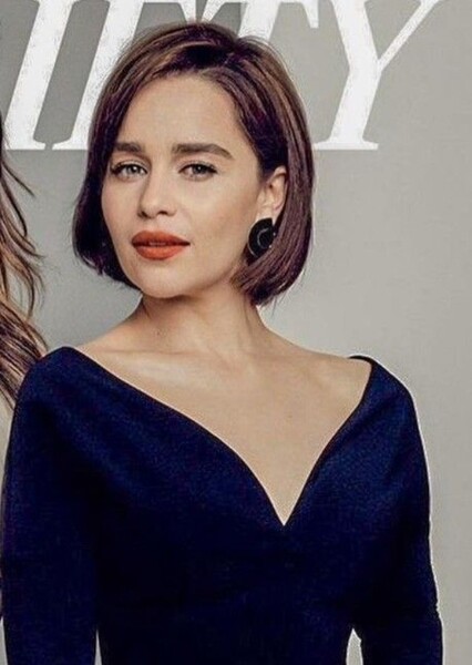 Emilia Clarke photo
