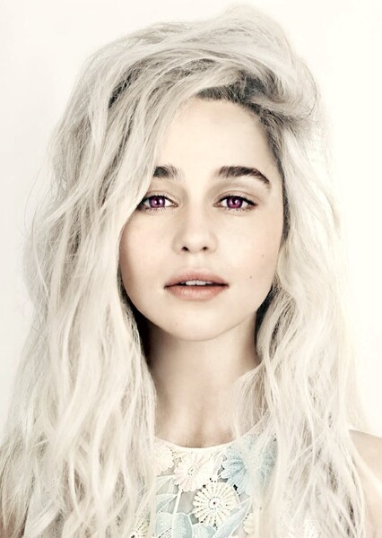 Emilia Clarke photo