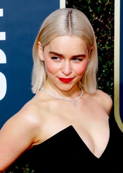 Emilia Clarke photo
