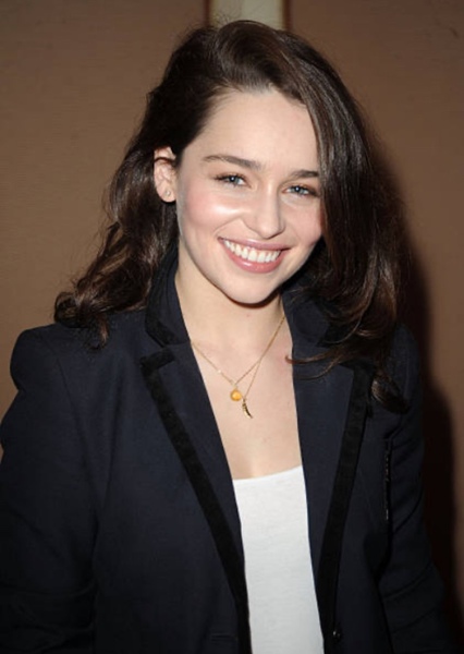 Emilia Clarke photo