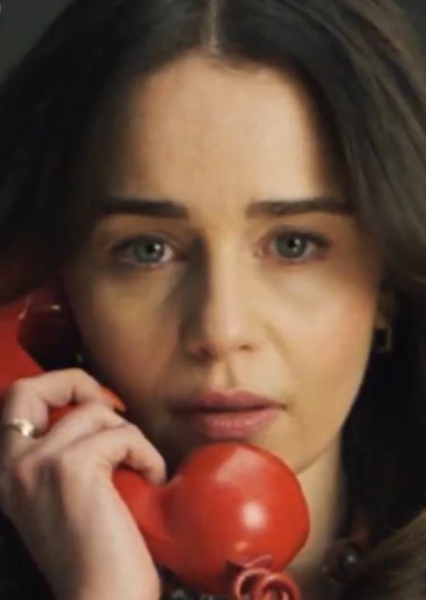Emilia Clarke photo