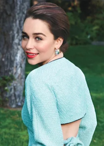 Emilia Clarke photo
