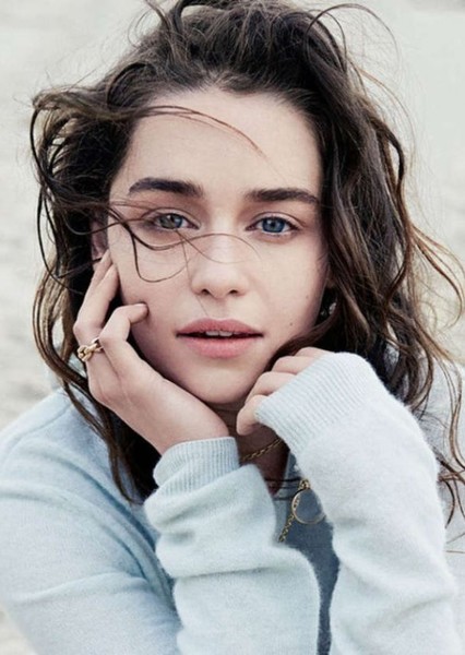 Emilia Clarke photo