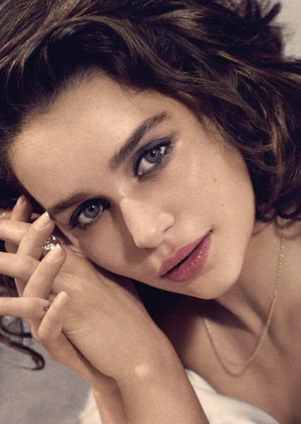 Emilia Clarke photo