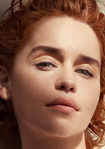 Emilia Clarke photo