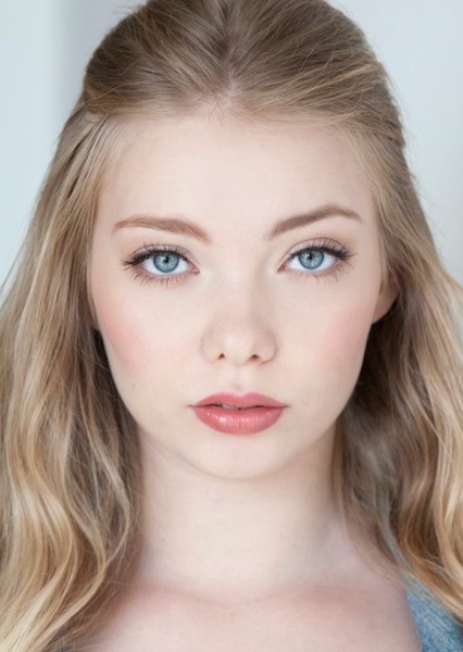 Emilia McCarthy photo