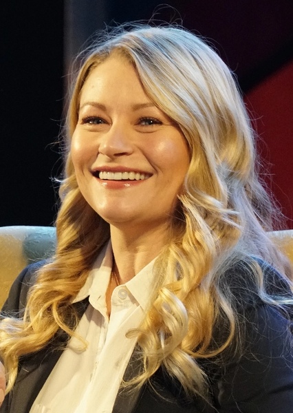Emilie de Ravin photo