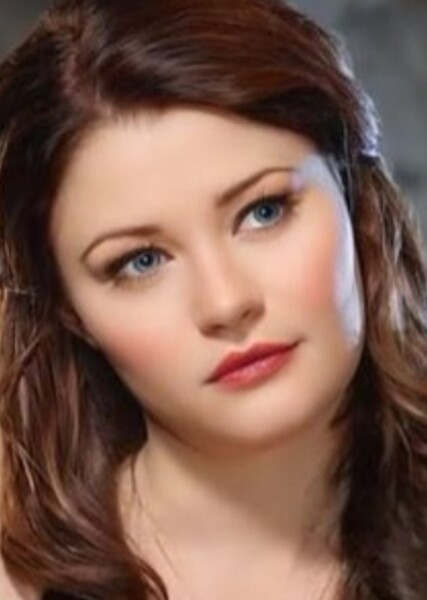 Emilie de Ravin photo