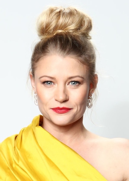 Emilie de Ravin photo