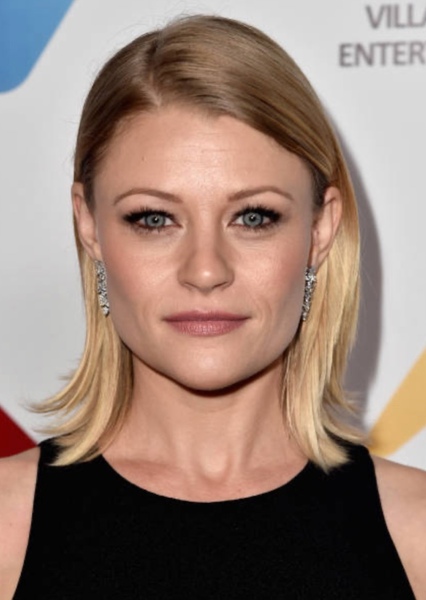 Emilie de Ravin photo