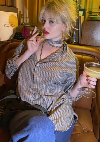 Emily Alyn Lind photo