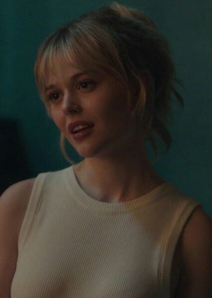 Emily Alyn Lind