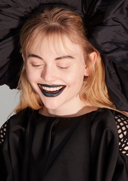 Emily Alyn Lind photo