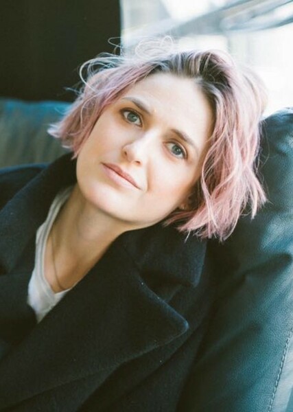 Emily Armstrong photo