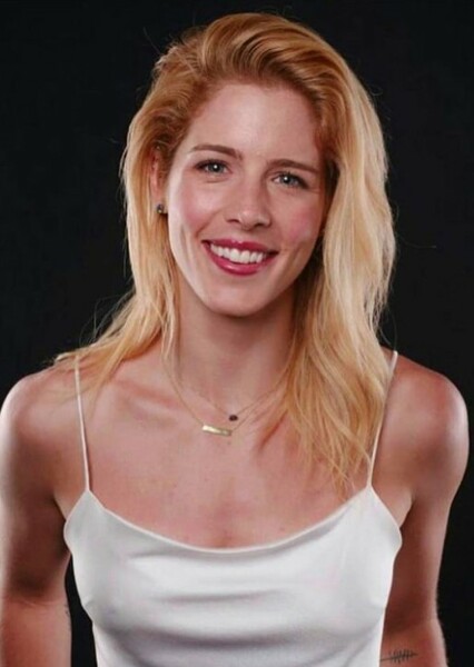 Emily Bett Rickards