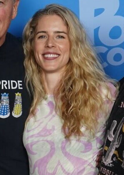 Emily Bett Rickards photo