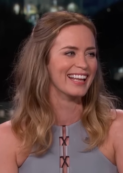 Emily Blunt photo