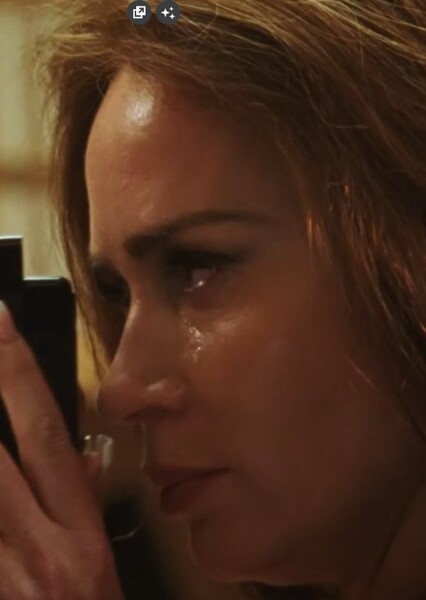 Emily Blunt photo