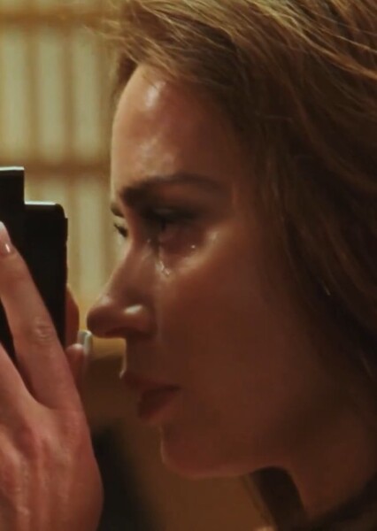 Emily Blunt photo